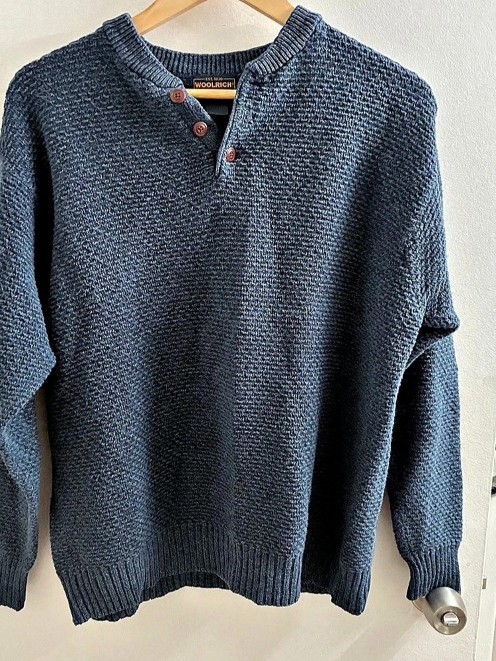 Woolrich Men's heavy Knit Henley Sweater Blue Large